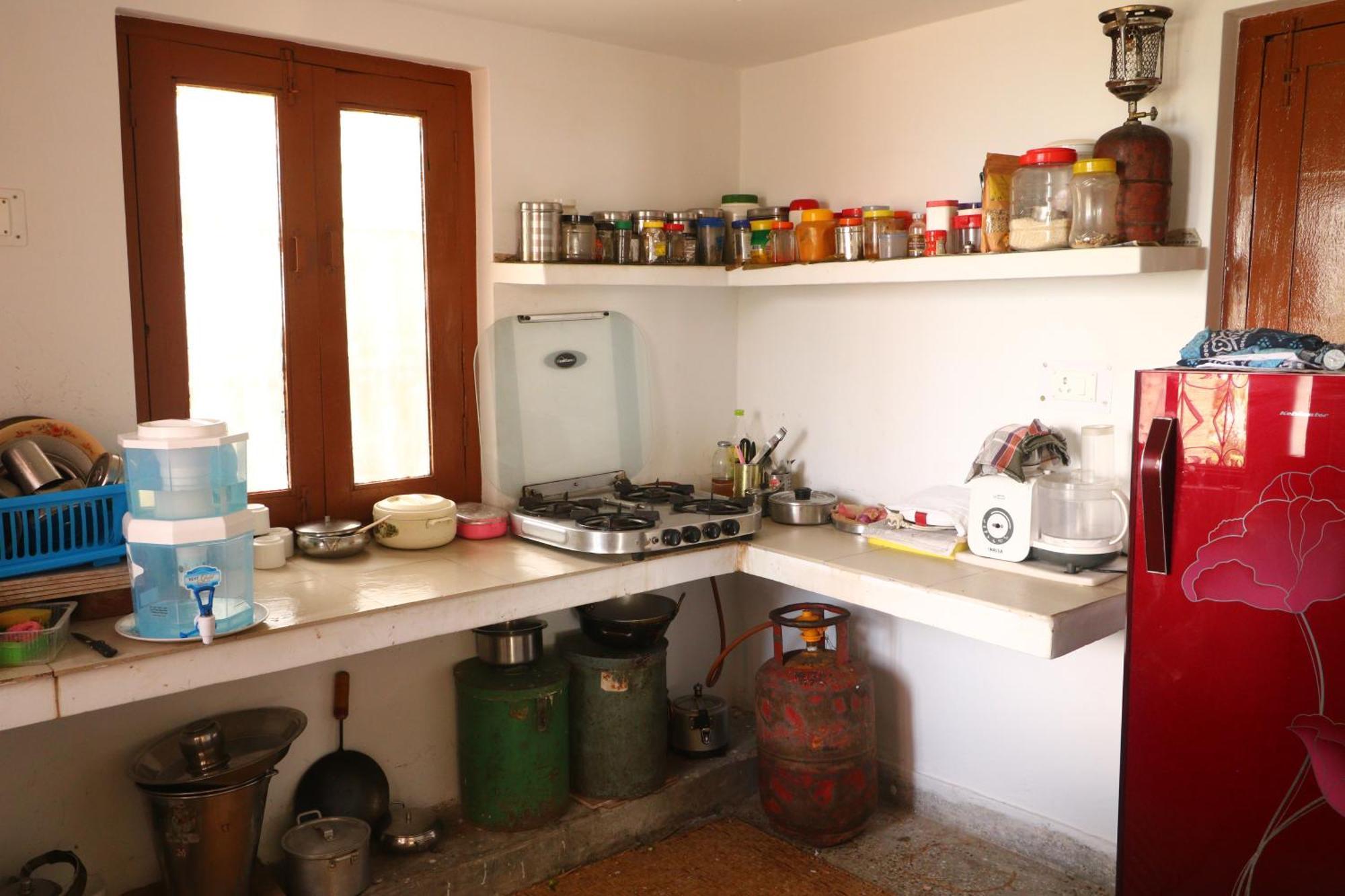 The Deodar Inn Pauri Екстериор снимка